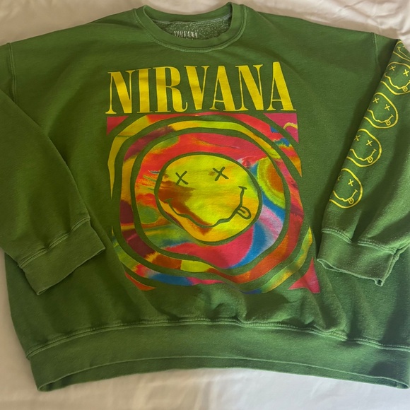 Urban Outfitters Nirvana Smile Oversized Crew Neck Ssweatshirt - Picture 2 of 3